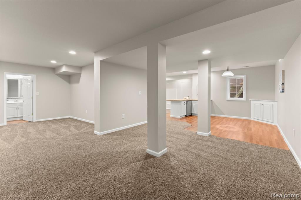 49102 FREESTONE Drive, Northville, MI 48168 — Photo 42