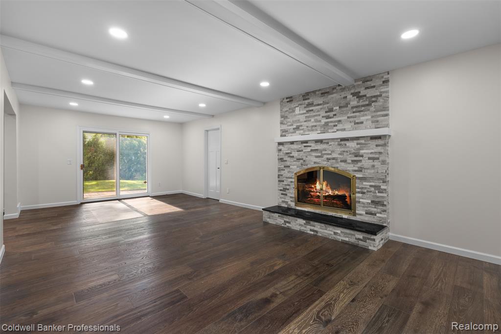 5890 Pinecroft Drive, West Bloomfield, MI — Photo 15
