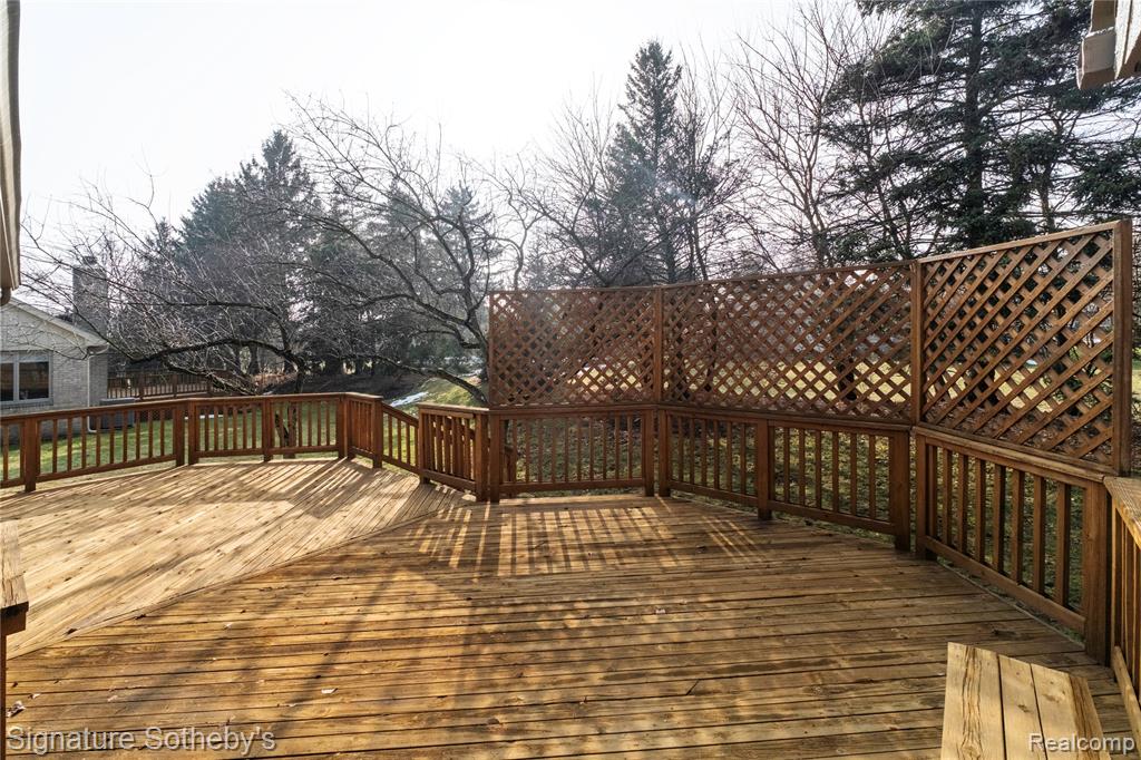 16819 Country Knoll Drive, Northville, MI 48168 — Photo 9