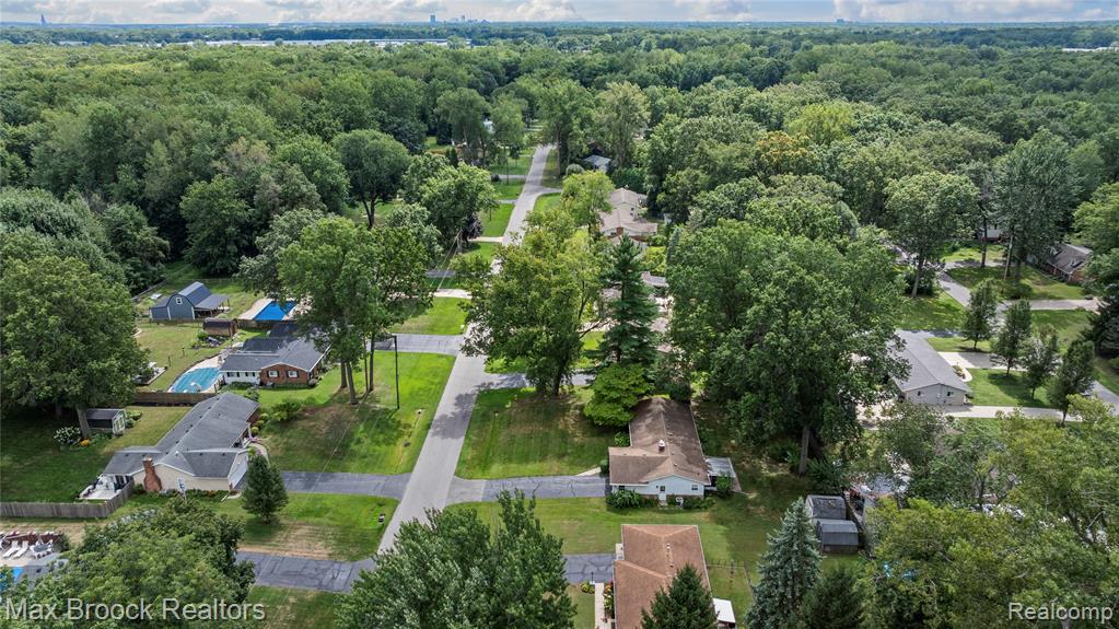 8071 Comanche Trail, Temperance, MI 48182 — Photo 30
