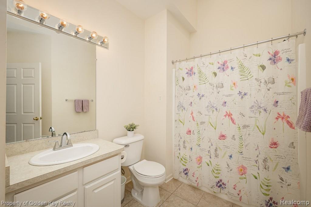 1160 Abbey Court, Westland, MI — Photo 15