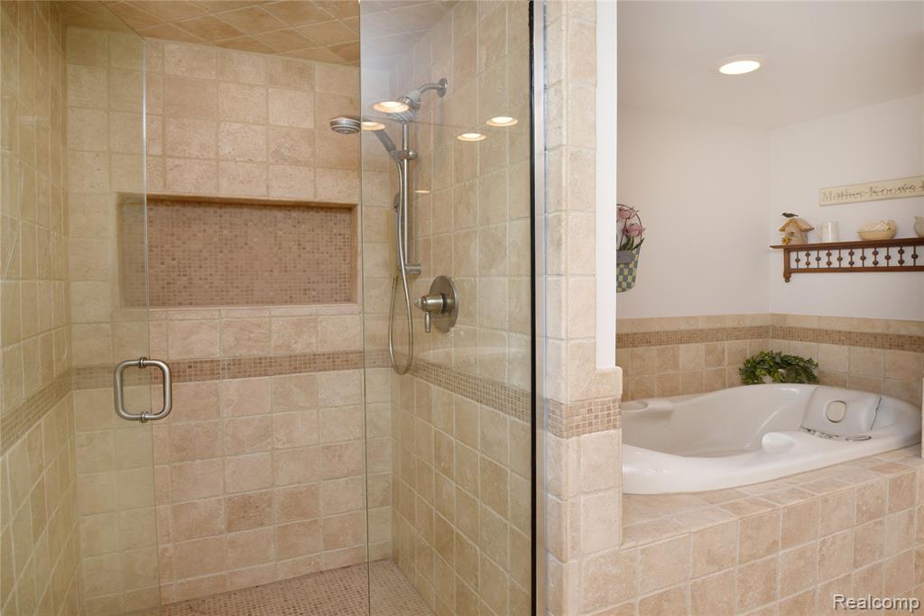 733 Highland Avenue, Clawson, MI — Photo 25