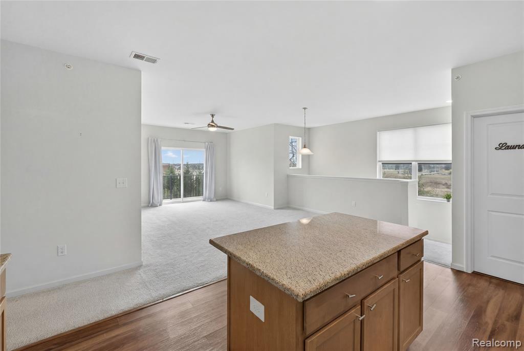 9812 Ridge Run, 55, Howell, MI 48855 — Photo 4