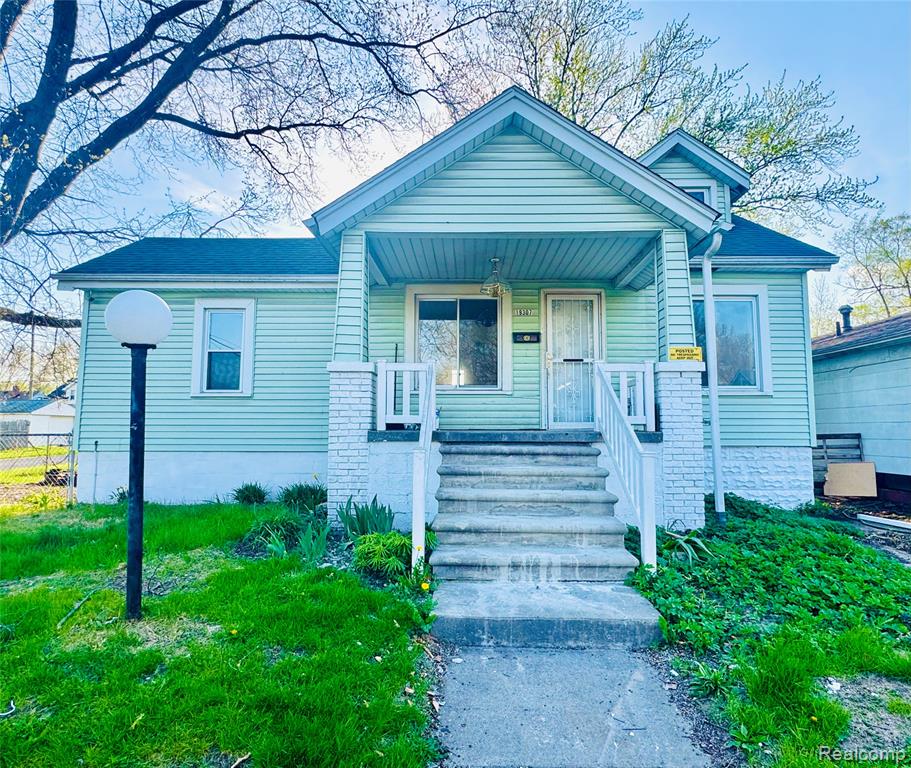19307 Fleming Street, Detroit, MI 48234