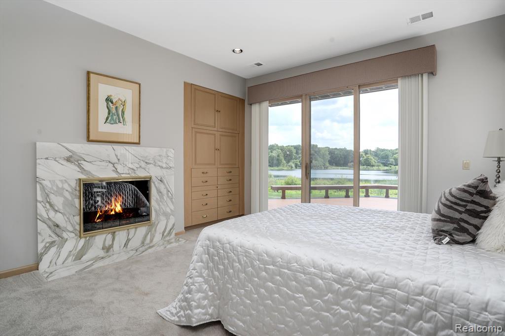 4733 W WICKFORD, Bloomfield Hills, MI 48302 — Photo 39