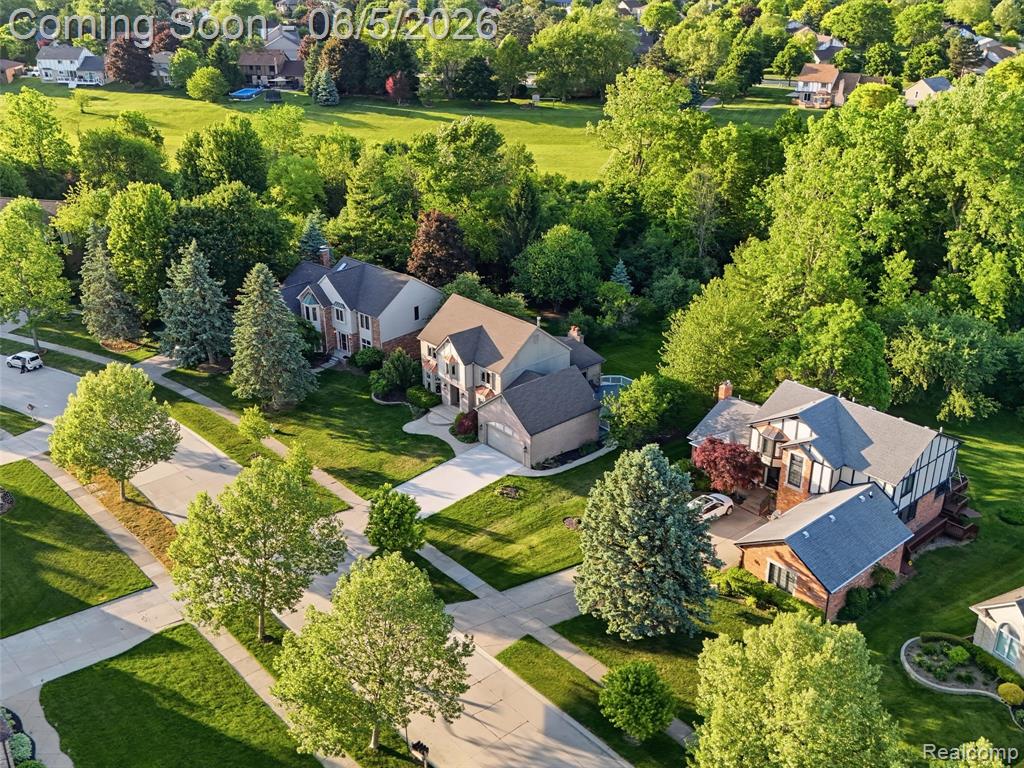 1232 Bradbury Drive, Troy, MI 48098 — Photo 8
