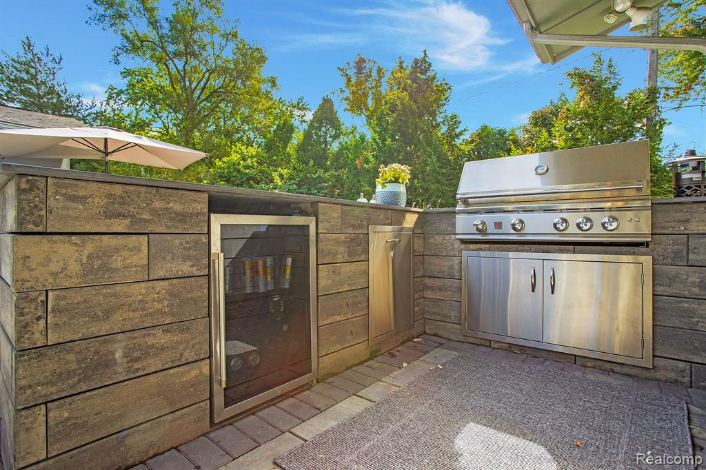 80 MAYWOOD Avenue, Bloomfield Hills, MI 48304 — Photo 41