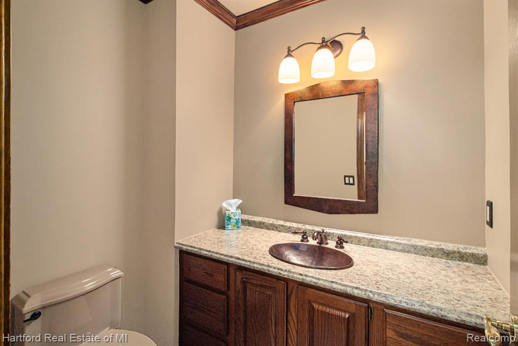 4506 Golf View Drive, Brighton, MI 48116 — Photo 13