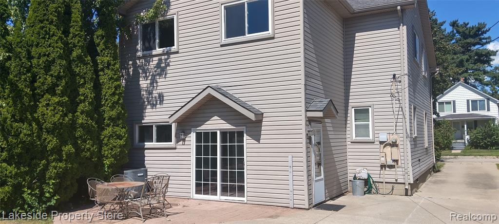 53 Englewood Street, Mount Clemens, MI 48043 — Photo 2