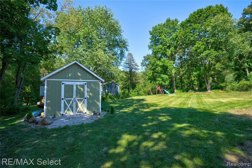 2456 N Tipsico Lake Road, Hartland, MI 48353 — Photo 64