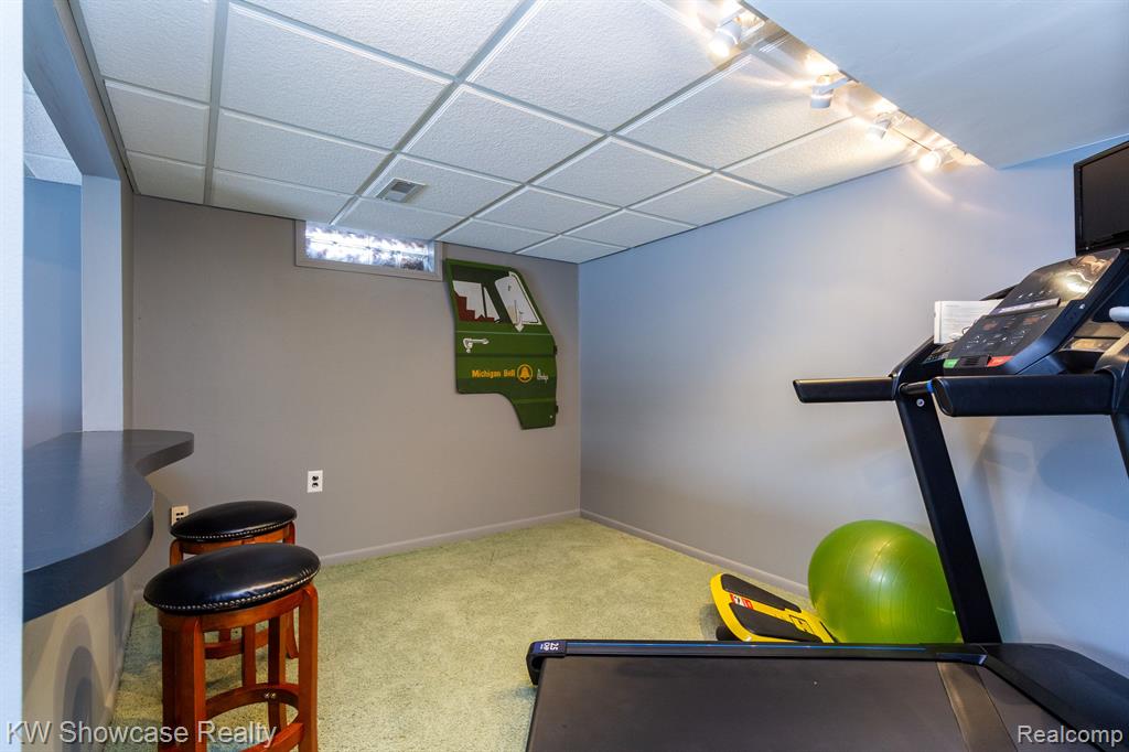 7339 ELLINGROVE Drive, White Lake, MI 48383 — Photo 42