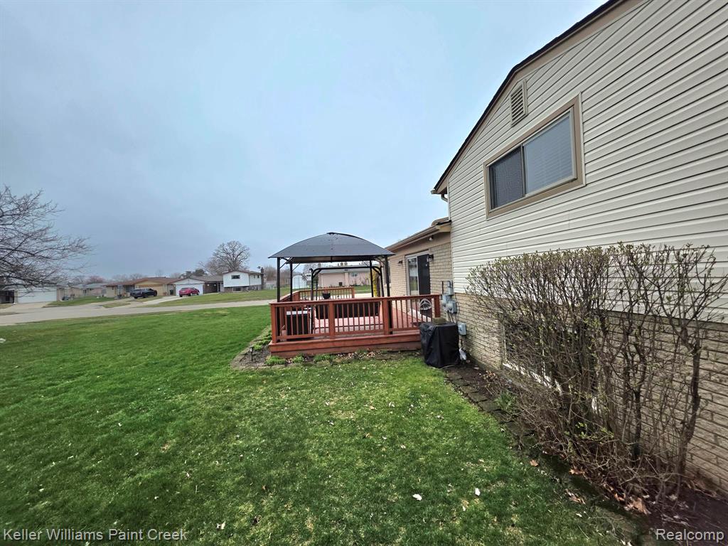 4714 Pickwick Drive, Sterling Heights, MI 48310 — Photo 29