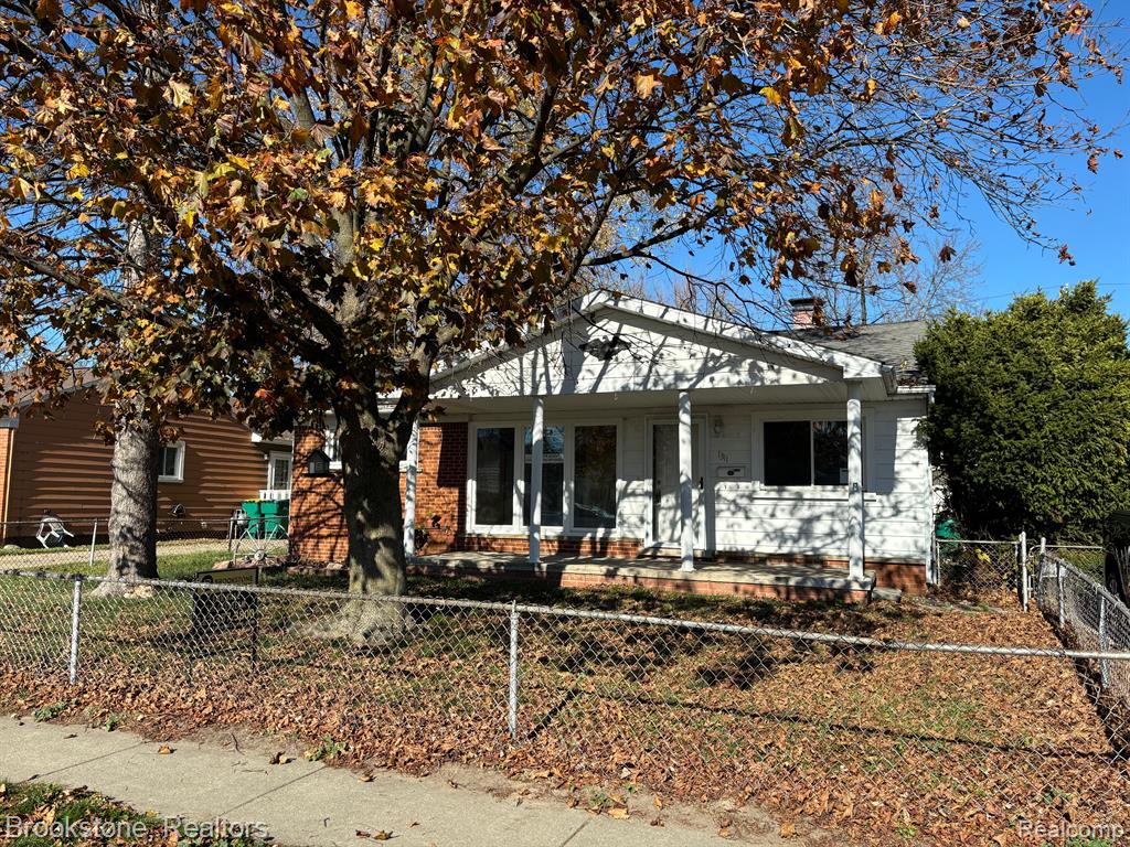 1311 DUNCAN Avenue, Ypsilanti, MI 48198 — front exterior