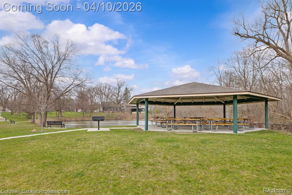 46079 Sunset Street, Northville, MI 48167 — Photo 44