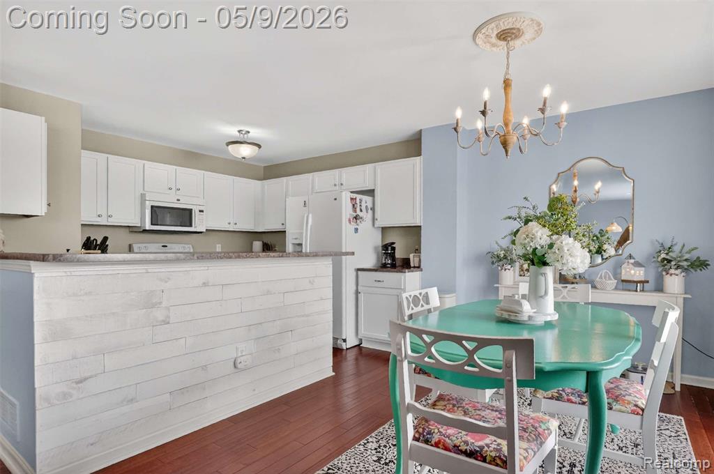 50371 Corey Ave, Chesterfield, MI — Photo 10
