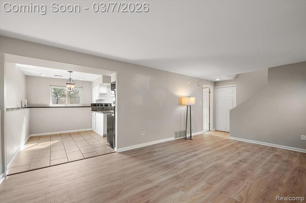 608 Amelia Avenue, Royal Oak, MI 48073 — Photo 24