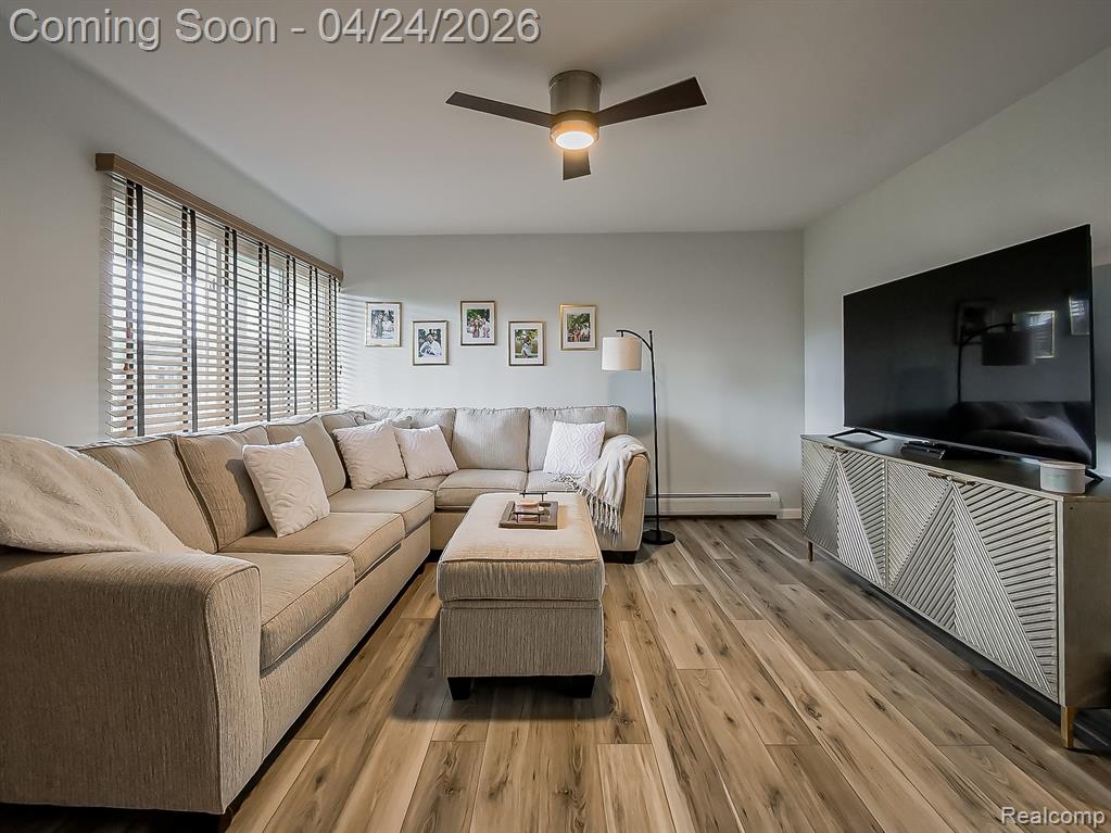 3433 Hillside Drive, 36, Royal Oak, MI 48073 — Photo 2