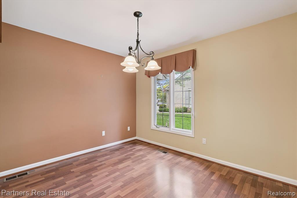 4445 Golf View Drive, Brighton, MI 48116 — Photo 11