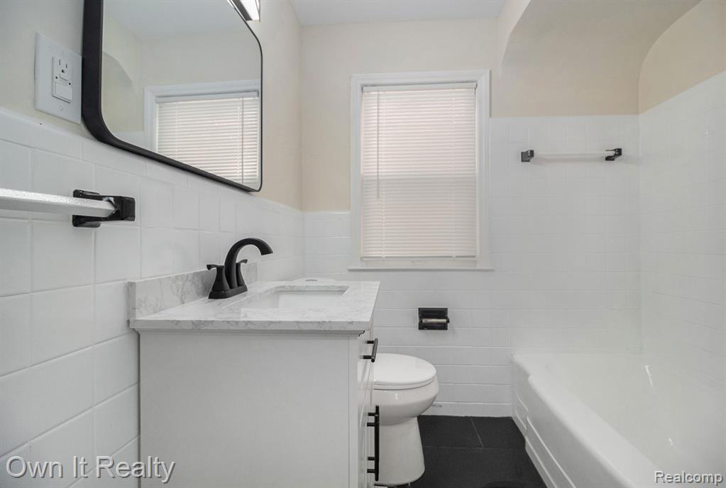 9901 CHATHAM, Redford, MI 48239 — Photo 18