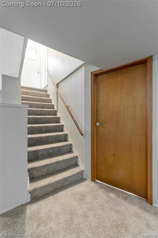 9370 Gillman Street, Livonia, MI 48150 — Photo 39