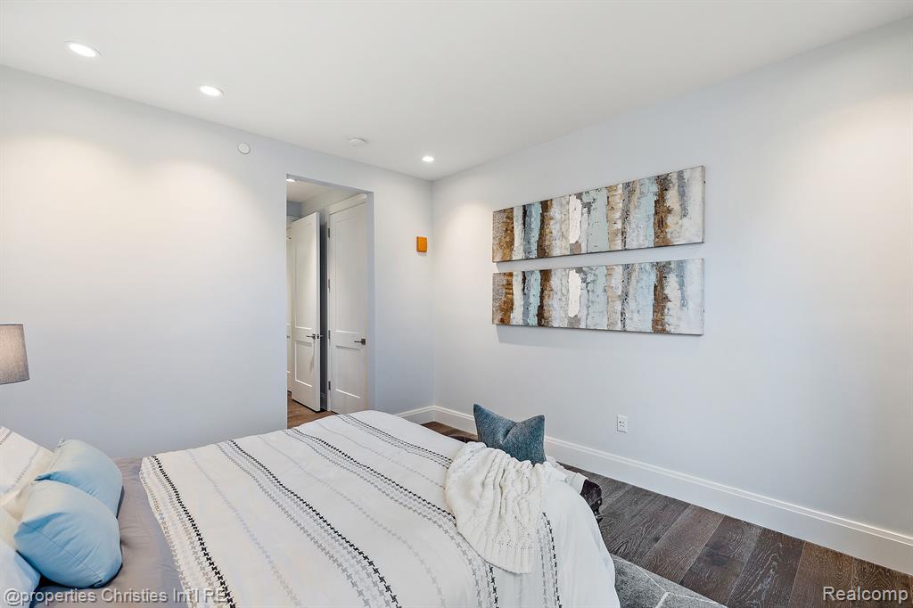 420 E FRANK Street, 101, Birmingham, MI 48009 — Photo 37