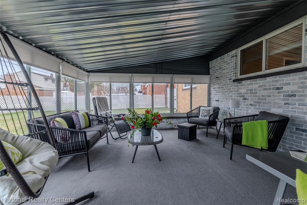 4760 Red Maple Drive, Warren, MI 48092 — Photo 18