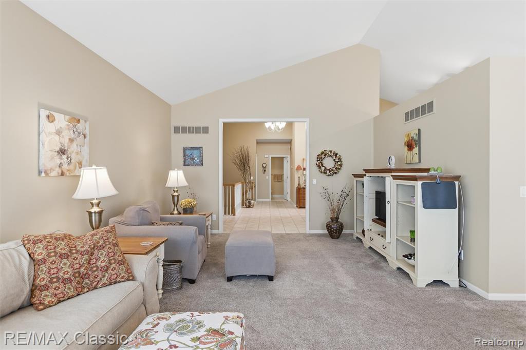 16934 Lochmoor Circle W, Northville, MI 48168 — Photo 16