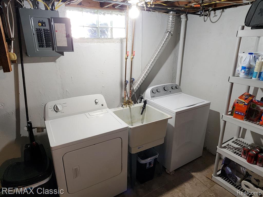 621 SYMES Avenue, Royal Oak, MI 48067 — Photo 36
