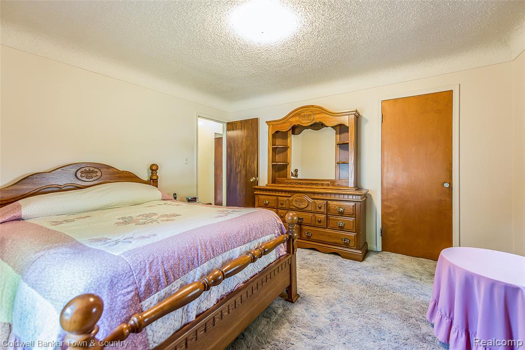 32297 Warren Road, Garden City, MI — Photo 28