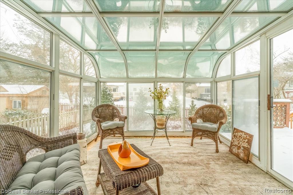 7984 Lake Crest Drive, Ypsilanti, MI 48197 — Photo 11