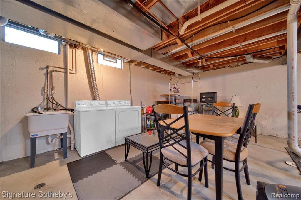 922 SYMES Avenue, Royal Oak, MI 48067 — Photo 24