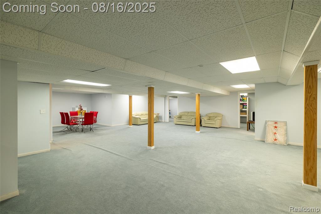 43281 Chester Drive, Sterling Heights, MI 48314 — Photo 38