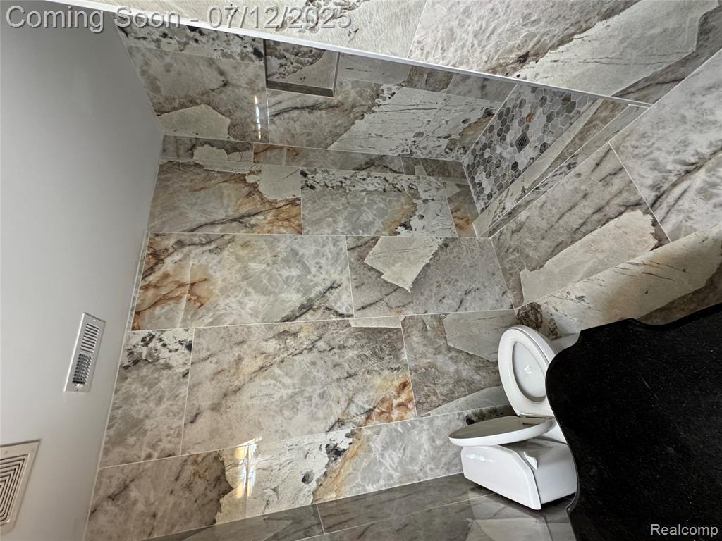 45562 Warwick Drive, Macomb, MI 48044 — Photo 6