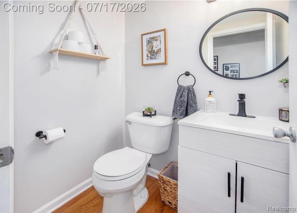 5256 Dickson Drive, Sterling Heights, MI 48310 — Photo 8