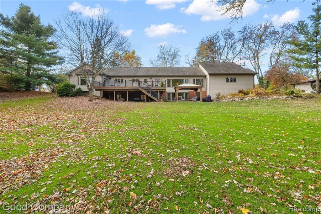 4671 BURNLEY Drive, Bloomfield Hills, MI 48304 — Photo 83
