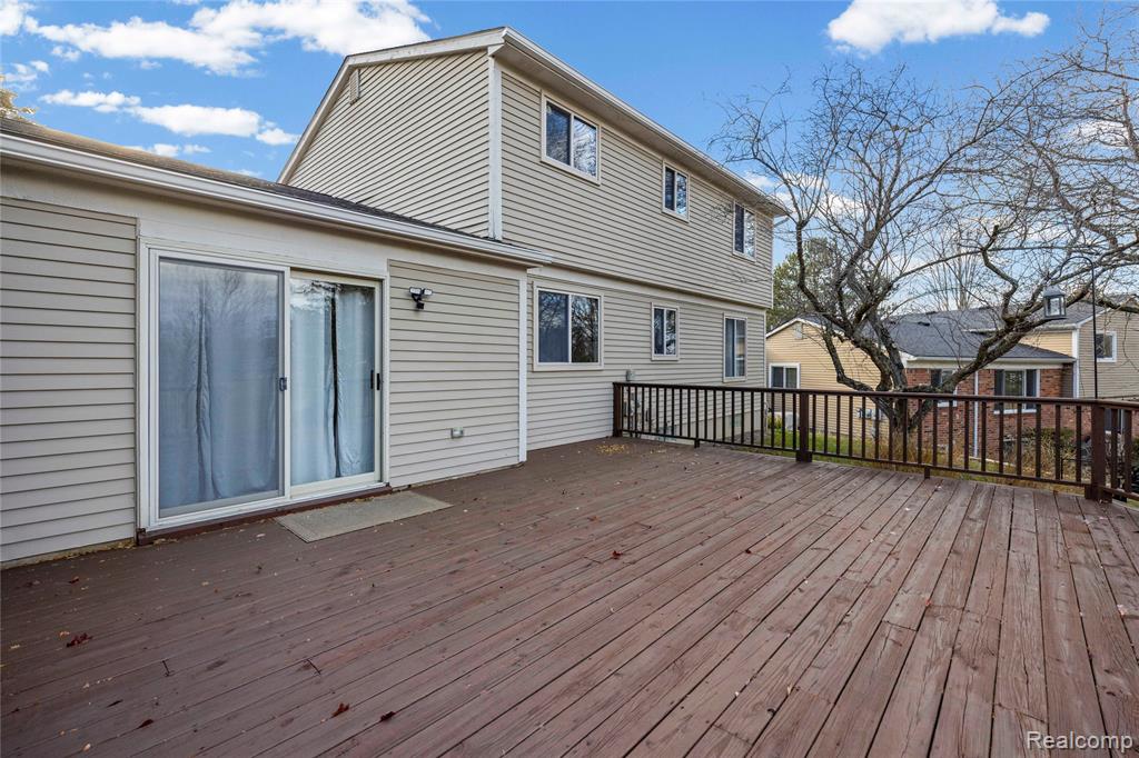 864 Dressler Lane, Rochester Hills, MI 48307 — Photo 40