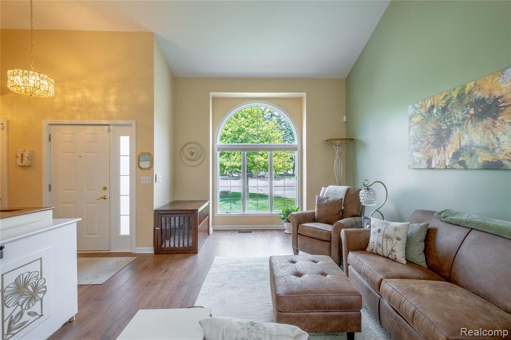 575 Rolling Hills Lane, Lapeer, MI 48446 — Photo 5
