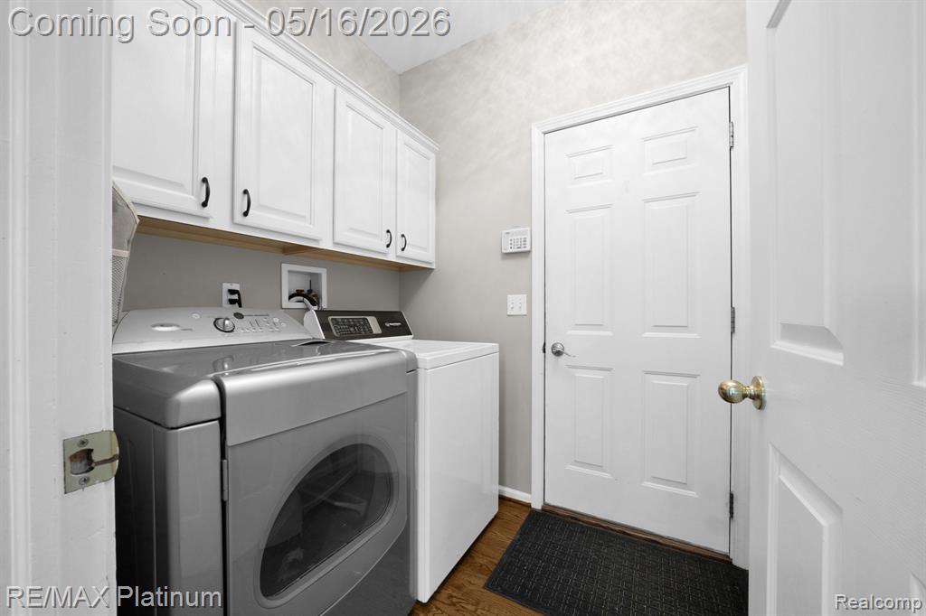 5043 Oak Bluff Court, Howell, MI 48843 — Photo 17