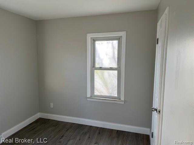 30221 Maplewood Street, Garden City, MI — Photo 17