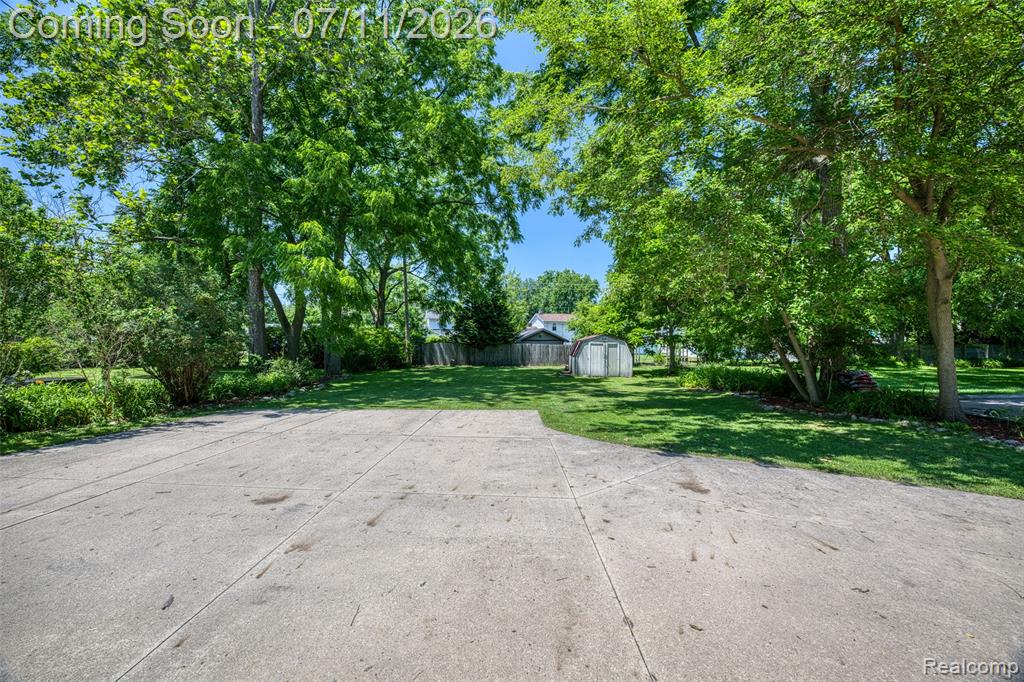 904 N Michigan Avenue, Howell, MI 48843 — Photo 39