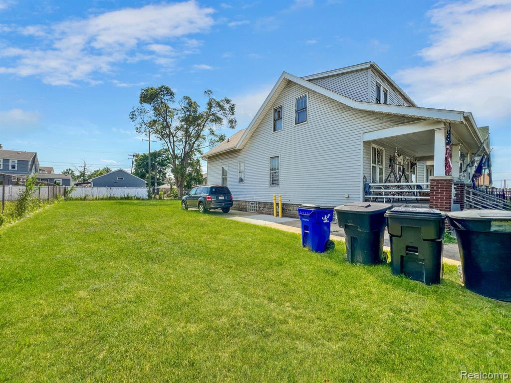2121 BEARD Street, Detroit, MI 48209 — Photo 40