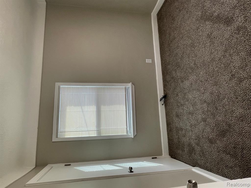 16210 Ferguson Street, Detroit, MI 48235 — Photo 17