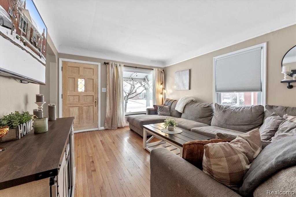 9825 Carter Avenue, Allen Park, MI 48101 — Photo 5