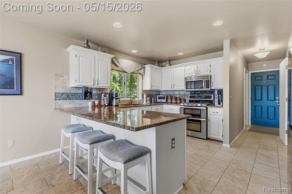 450 W Drahner Road, Oxford, MI 48371 — Photo 10