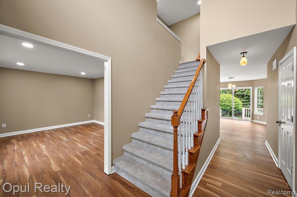 6728 Eckerman Drive, Troy, MI 48085 — Photo 19