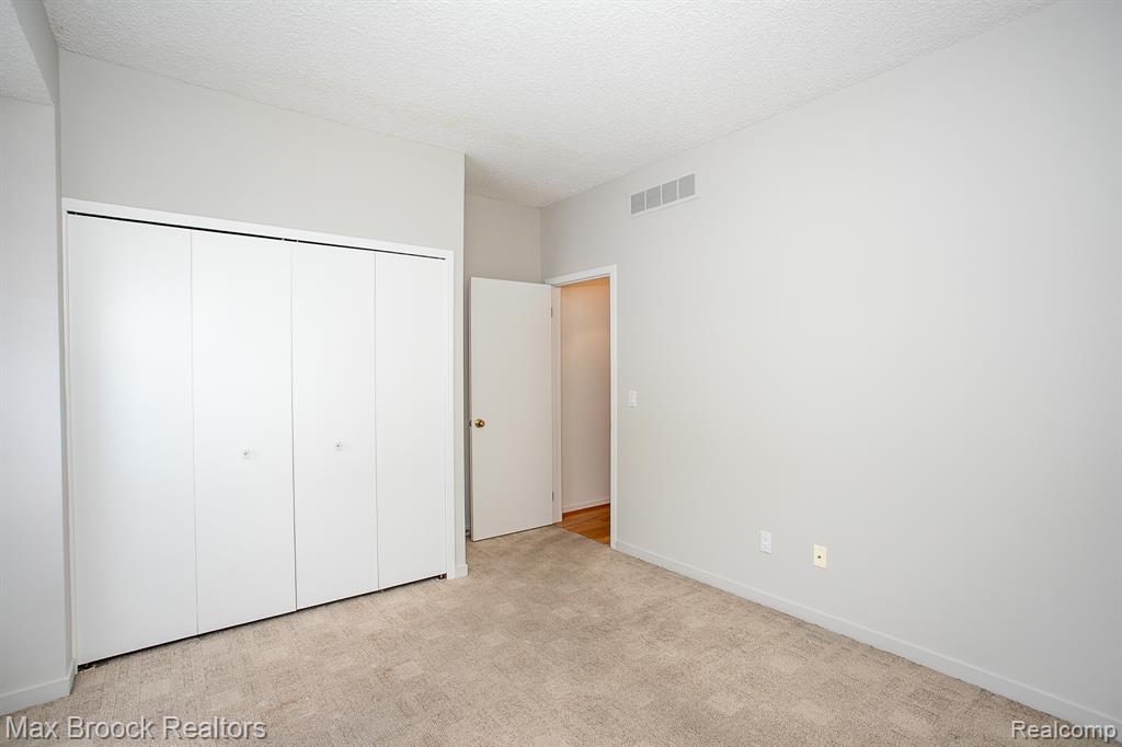 41621 Blair Drive, Novi, MI 48377 — Photo 24