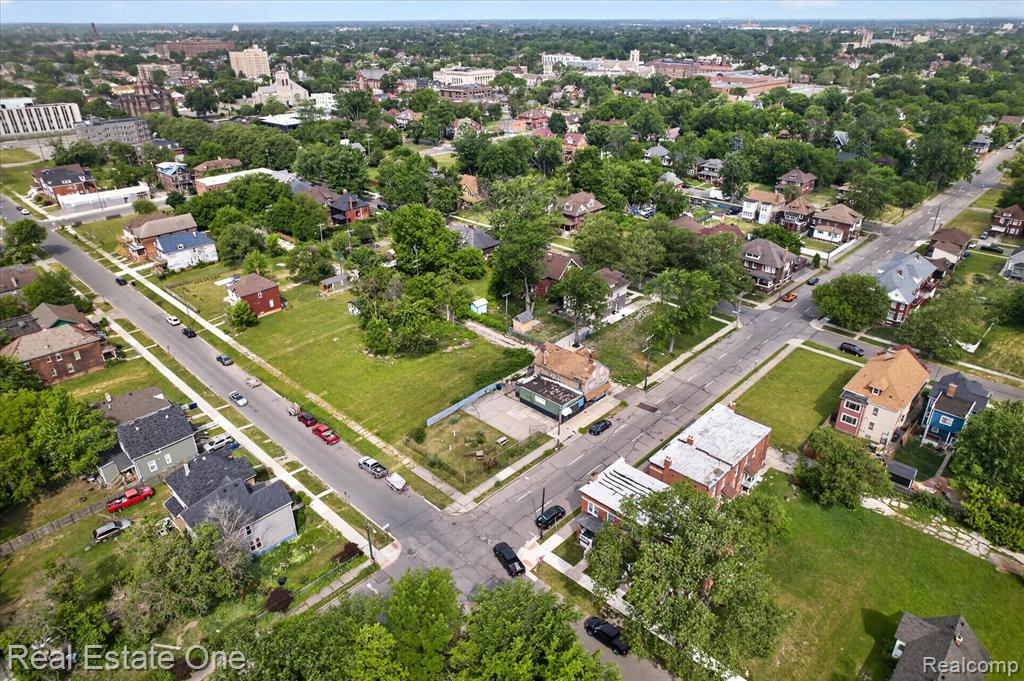 8415 Brush Street, Detroit, MI 48202 — Photo 32