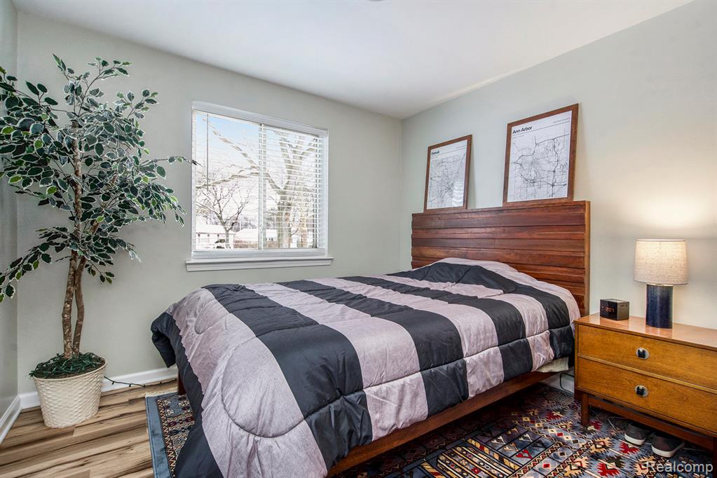 11 Metroview Court, Ann Arbor, MI 48108 — Photo 12