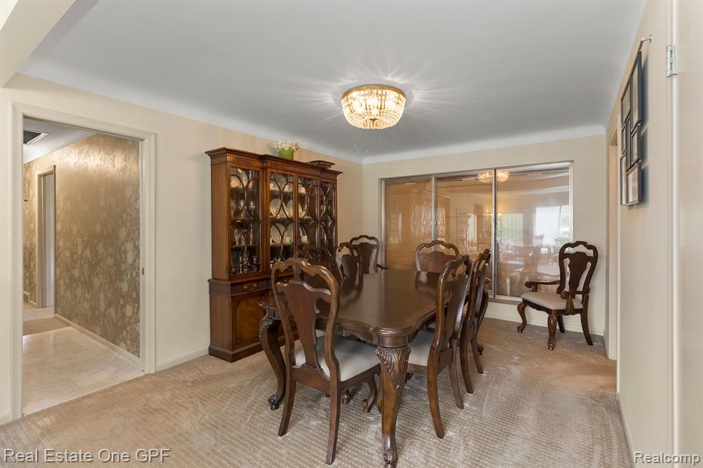 60 MOORLAND Drive, Grosse Pointe Shores, MI 48236 — Photo 12