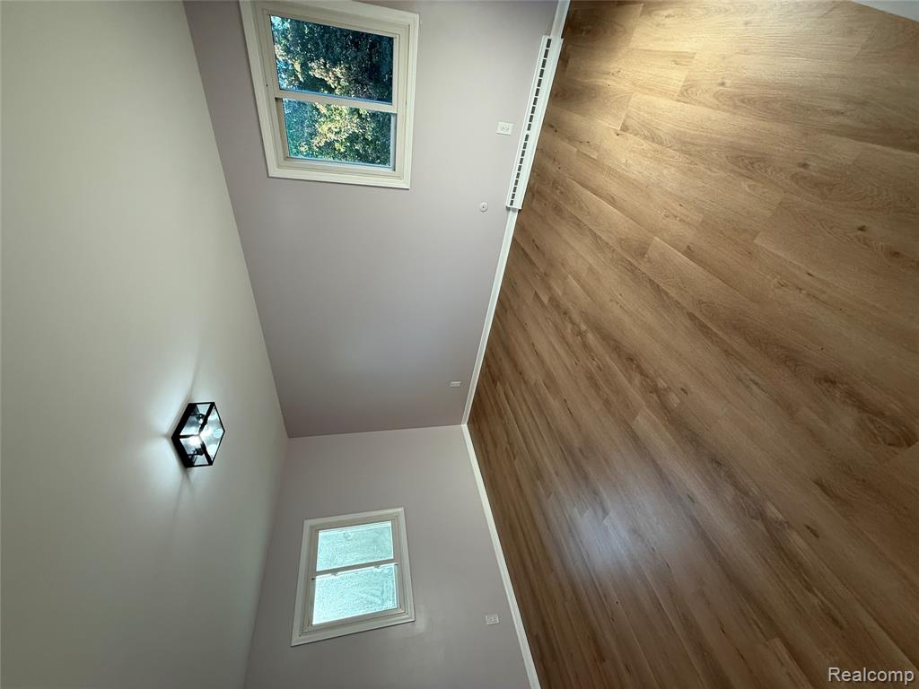 3306 Burlington Drive, Saginaw, MI 48601 — Photo 18